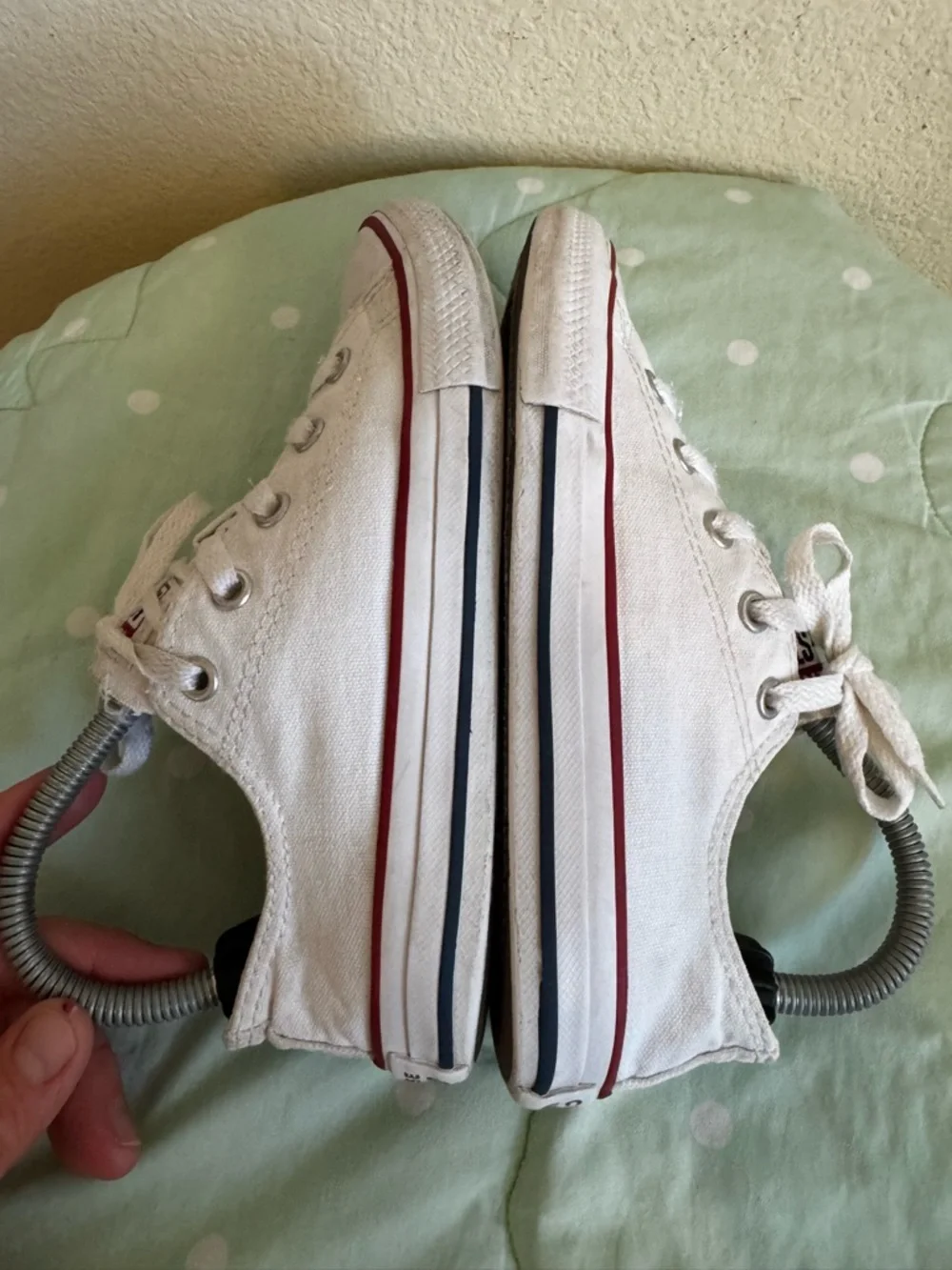 Converse white canvas